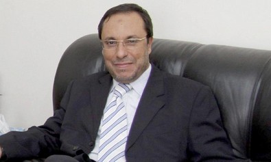 Abdelkader Amara, ministre de l'Industrie, du Commerce et des Nouvelles Technologies