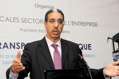 Aziz Rebbah, ministre de l'Equipement et des transports
