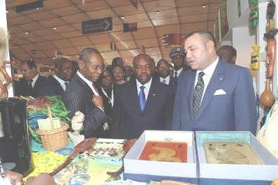 Mohammed VI et Ali Bongo lors de la visite du SIAM