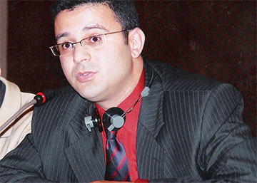 Moncef El Yazghi, chercheur, spécialiste de la gouvernance sportive et auteur du livre La makhzanisation du sport au Maroc (2006).