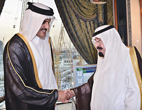 Les relations entre le Qatar et l'Arabie Saoudite se
sont vite dégradées. Une situation qui contraste
avec les espoirs suscités par la visite en Arabie
Saoudite, en août dernier, du nouvel Emir du Qatar.