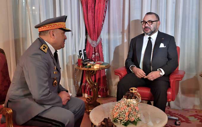 Le Roi Mohammed VI reçoit le général de division Mohamed Haramou et le nomme commandant de la Gendarmerie royale