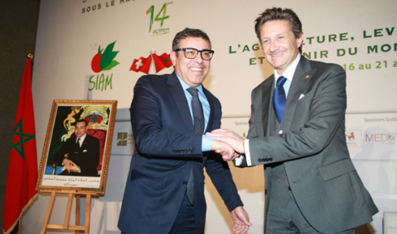 Jawad Chami, commissaire gu00e9nu00e9ral du SIAM, avec l'ambassadeur de la Suisse u00e0 Rabat.