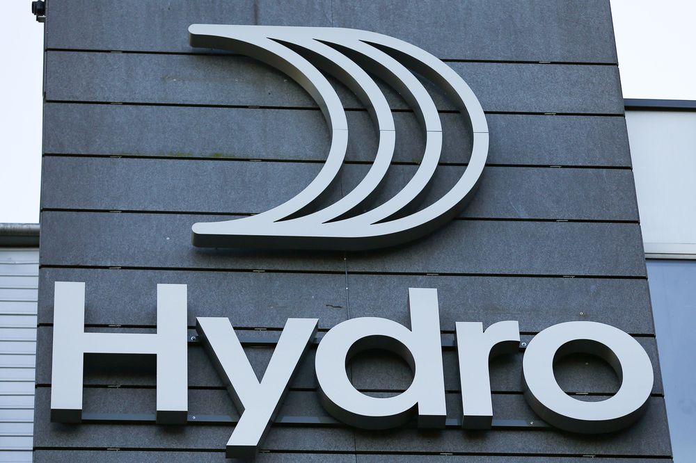 Norwegian aluminium group Norsk Hydro new logo can be seen at their headquarters at Lysaker outside of Oslo, Norway on October 3, 2018. - Norsk Hydro said it will suspend production at the world's largest alumina plant in Brazil as it had not received authorisation to use a new waste deposit area. (Photo by Fredrik HAGEN / NTB Scanpix / AFP) / Norway OUT (Photo credit should read FREDRIK HAGEN/AFP/Getty Images)