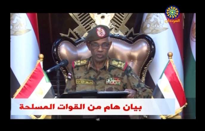 Sudan's Defence Minister Awad Mohamed Ahmed Ibn Auf makes an announcement in Sudan in this still image taken from video on April 11, 2019. Sudan TV/ReutersTV via REUTERS ATTENTION EDITORS - THIS IMAGE HAS BEEN SUPPLIED BY A THIRD PARTY. SUDAN OUT. NO COMMERCIAL OR EDITORIAL SALES IN SUDAN TPX IMAGES OF THE DAY - RC123A5D1C80