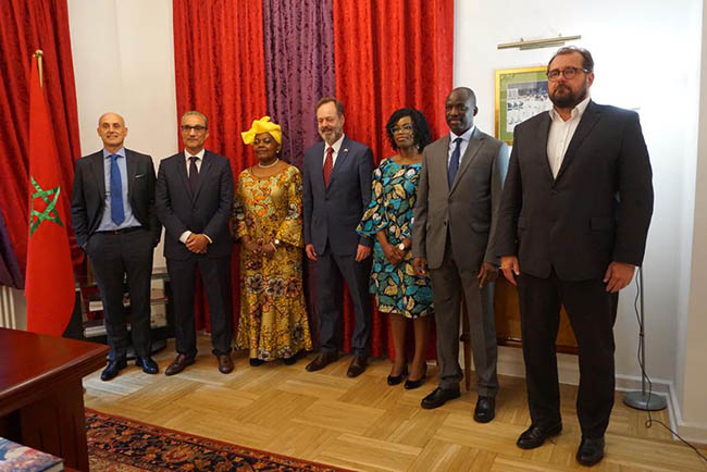 Une vue de la rencontre tenue, mercredi 24 juin 2020 à Varsovie, des diplomates africains et européens avec l’ambassadeur du Maroc,  Abderrahim Atmoun.