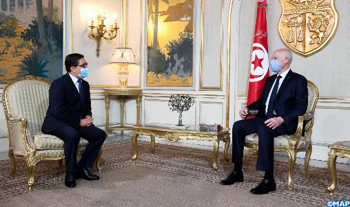Le Président tunisien Kaïs Saeïd recevant Nasser Bourita.