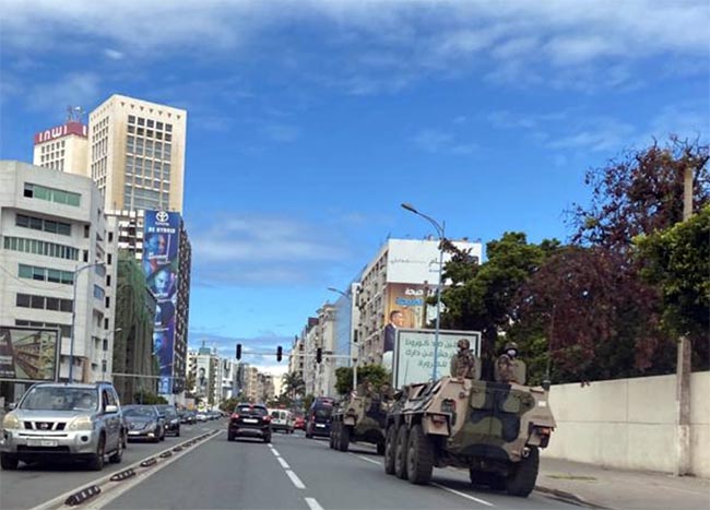 Des chars continueront à circuler dans les grands boulevards de Casablanca.