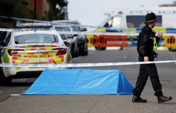Un mort a succombu00e9 ses blessures au cours de la nuit mouvementu00e9e de Birmingham. 