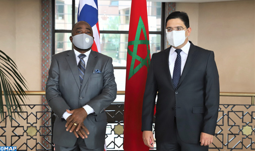 Le ministre des Affaires étrangères, de la coopération africaine et des Marocains résidant à l'étranger, Nasser Bourita, reçoit le ministre libérien des Affaires étrangères, Dee-Maxwell Saah Kemayah. 