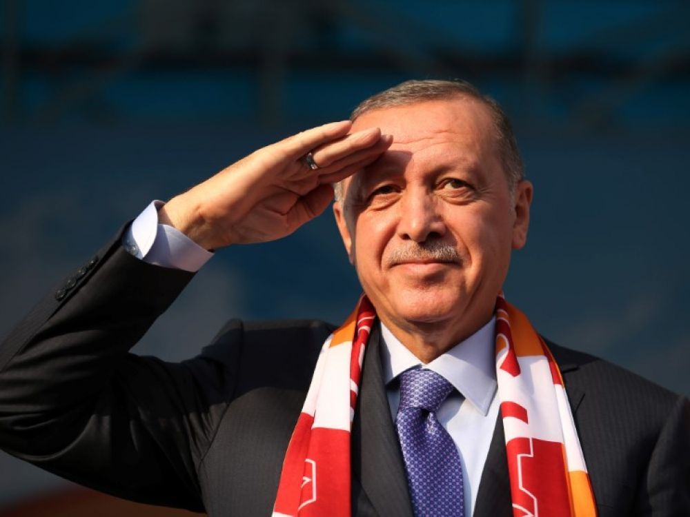Erdogan. Salut chef, tout va bien chef!