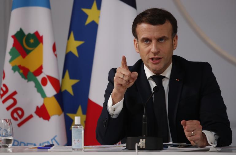 Emmanuel Macron. Professeur Macron!