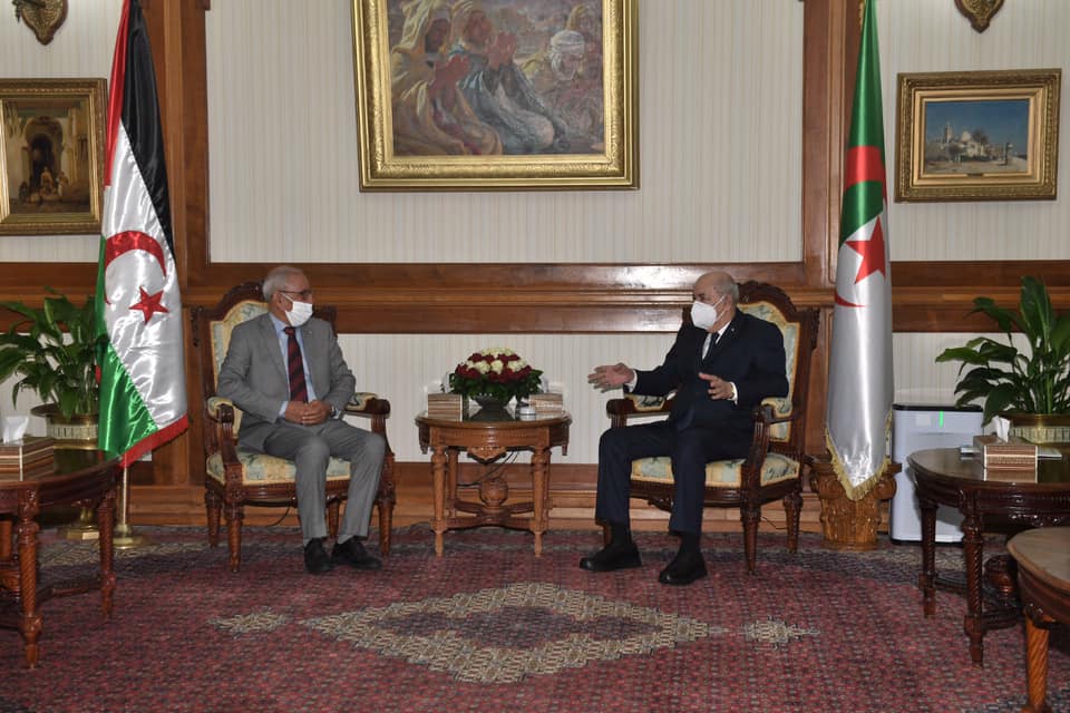 Le président algérien et le chef du Polisario, tous deux installés par l'armée algérienne.